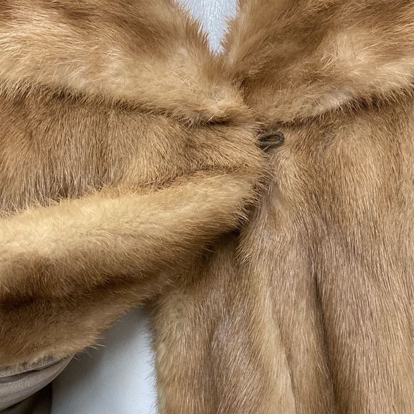 1960s Vintage Simpsons Fur Salon Glamorous Large Collar Short Tan Coat‎ - Picture 7 of 8